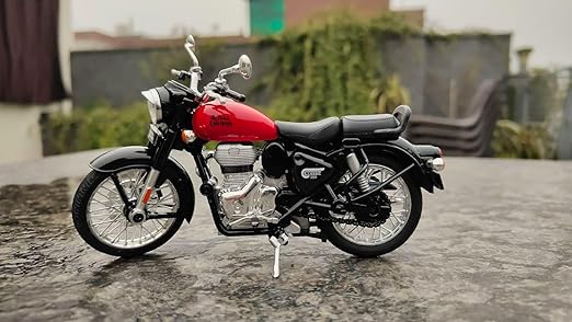 Royal Enfield Classic 350 Bullet Motorcycle Scale Model 1:15 – Interchangeable Fuel Tanks, Convertible Seats, Collectible for Enthusiasts